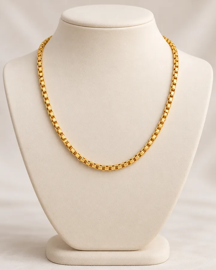 Box chain, gold chain at Sonei Jewellers Surrey