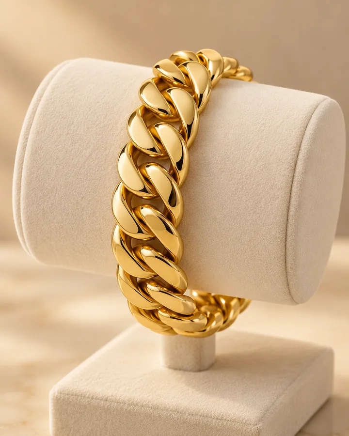 Thick Cuban link bracelet, gold bracelet at Sonei Jewellers Surrey